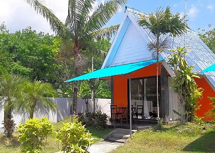 Phurafa Hotel 2*